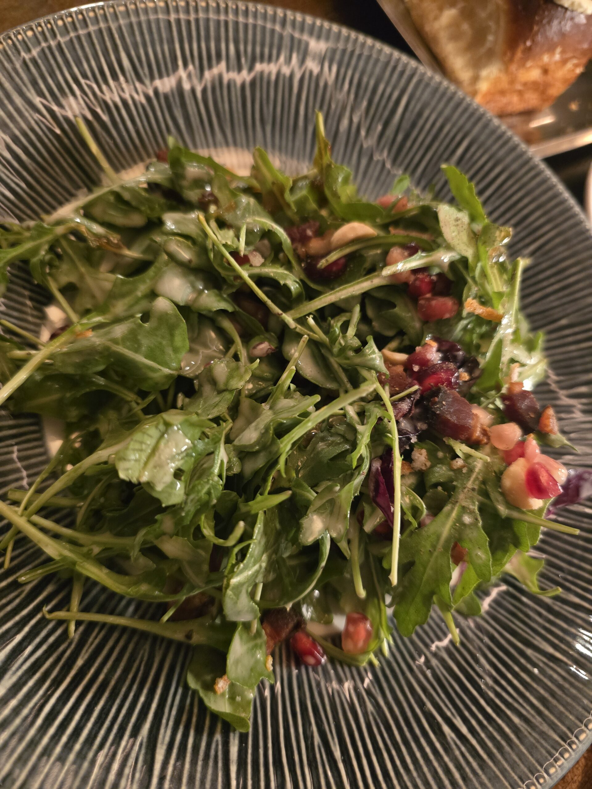 Arugula Salad with Pomegranate and Almonds